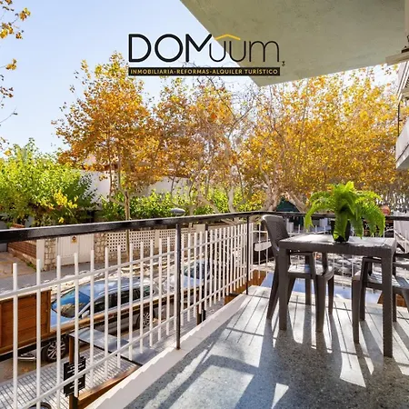 Domuum Holidays - Delfos Salou