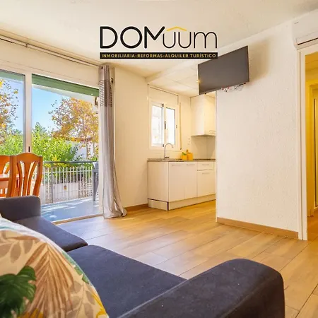 Domuum Holidays - Delfos * Salou