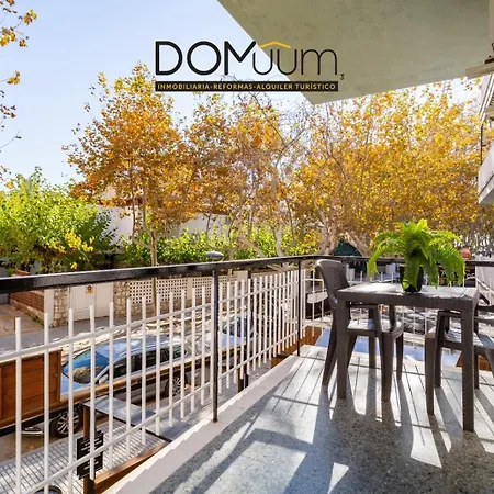 Domuum Holidays - Delfos Salou